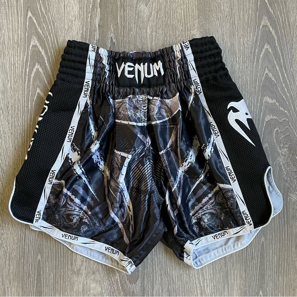 Venum Mauy Thai Shorts